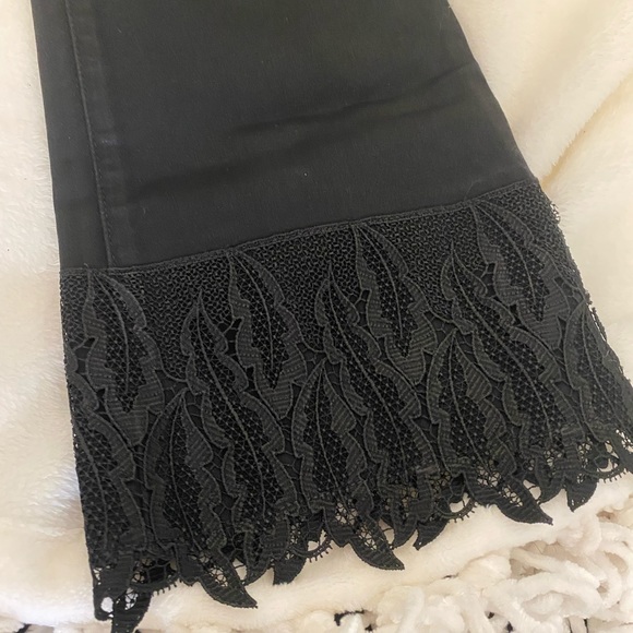 J BRAND SELENA CROPPED BLACK LACE FLARE - Picture 4 of 4